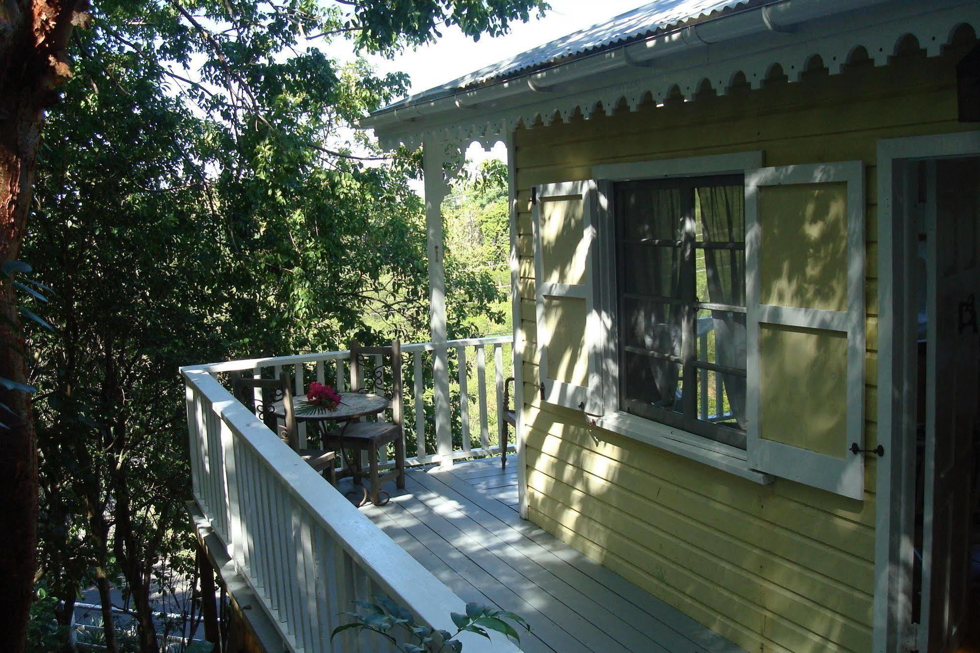 Galley Bay Cottages Five Islands Village Exterior photo