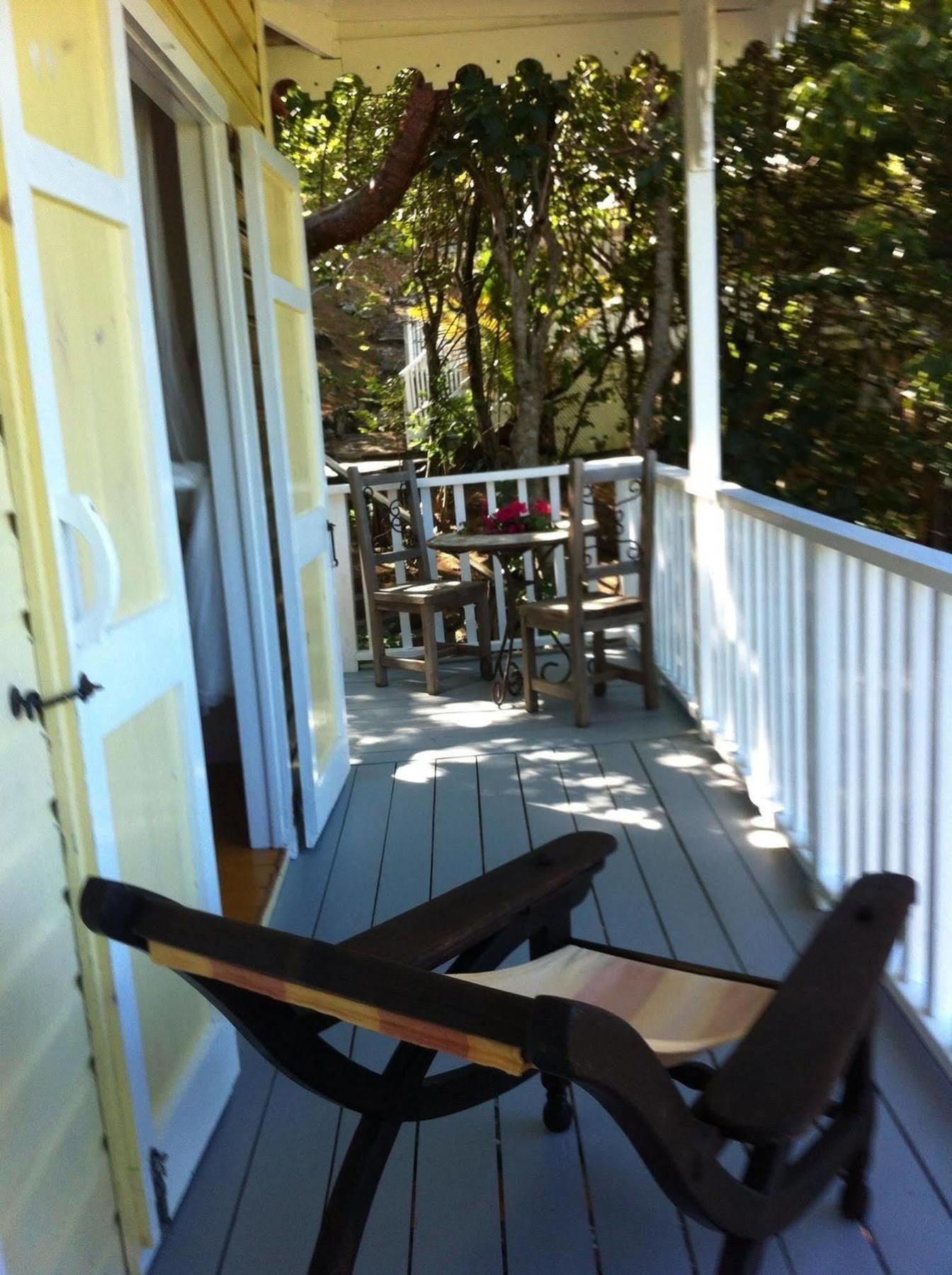 Galley Bay Cottages Five Islands Village Exterior photo